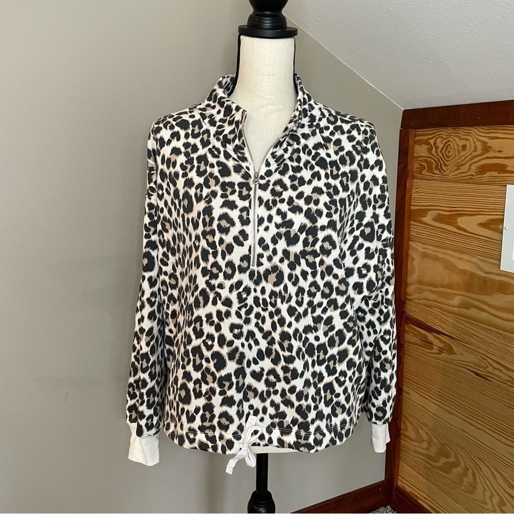 Old Navy Leopard Print Oversized Half Zip Mock Neck Pullover Sweatshirt Medium